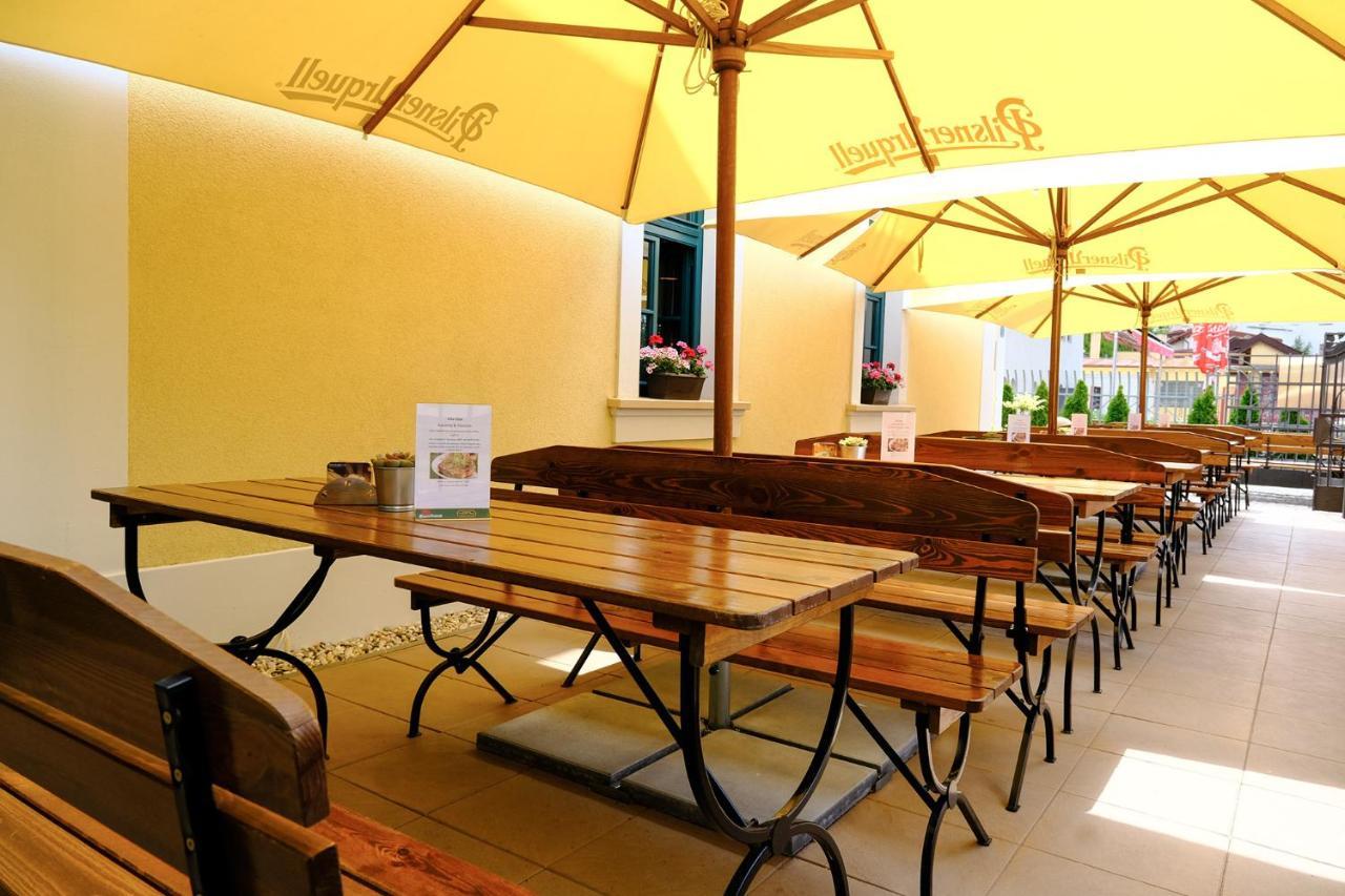 Penzion Elux Břeclav Exterior foto